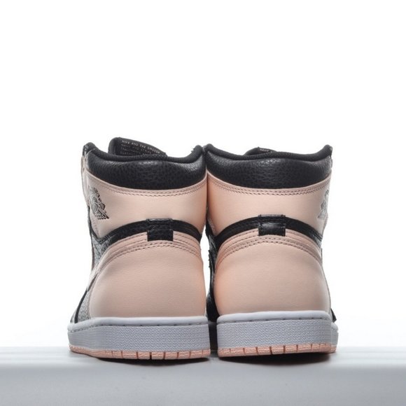 Jordan 1 Retro High Black Crimson Tint - Picture 4 of 9